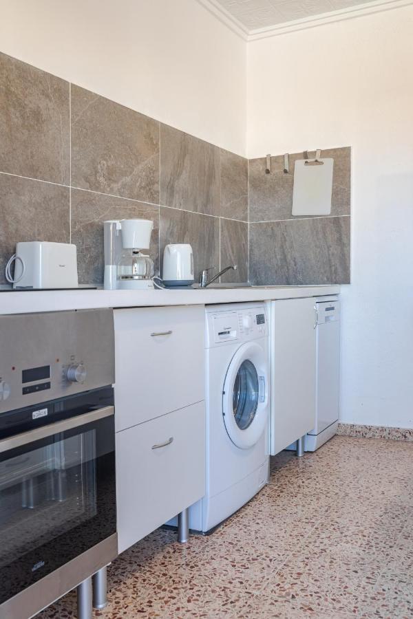 Town Center Apartment El Perelló Kültér fotó